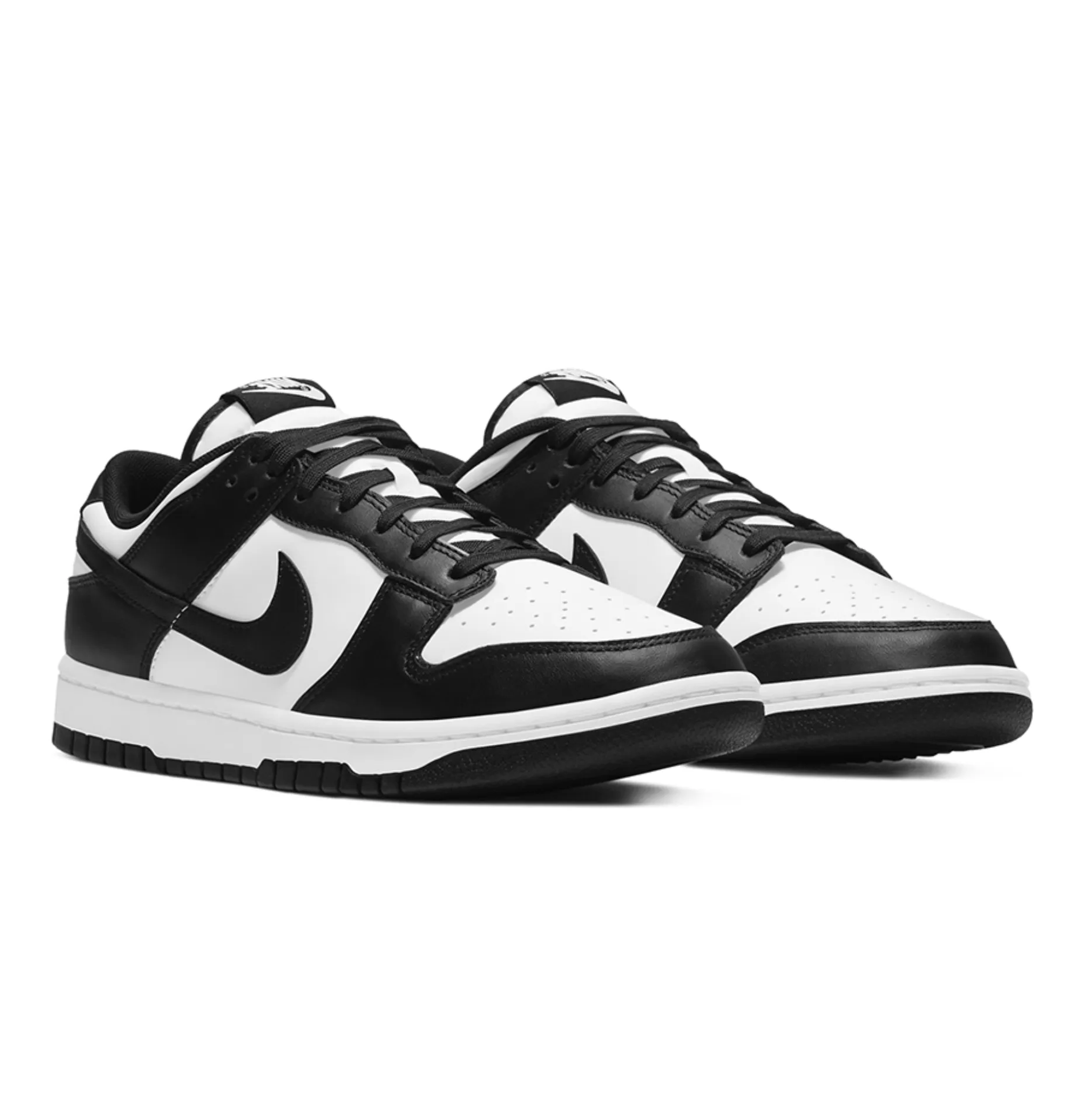 Nike Dunk Low "Panda"